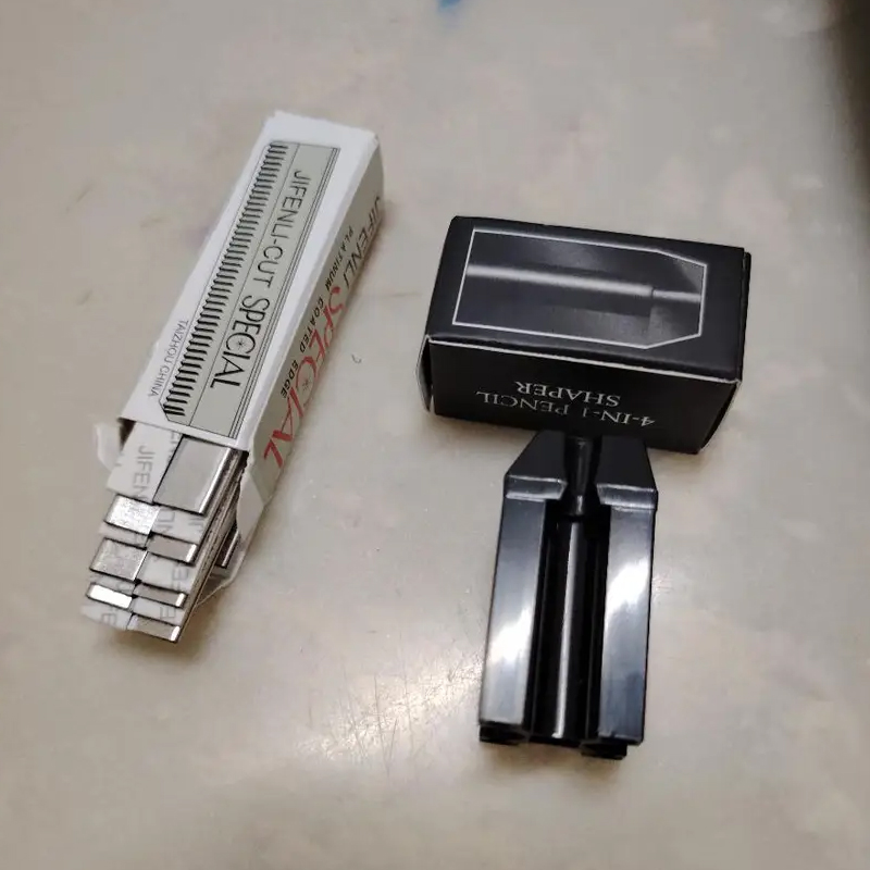 Eyebrow Razor Trimmer - 1 قطعة مبراة وقلم تحديد الحواجب،